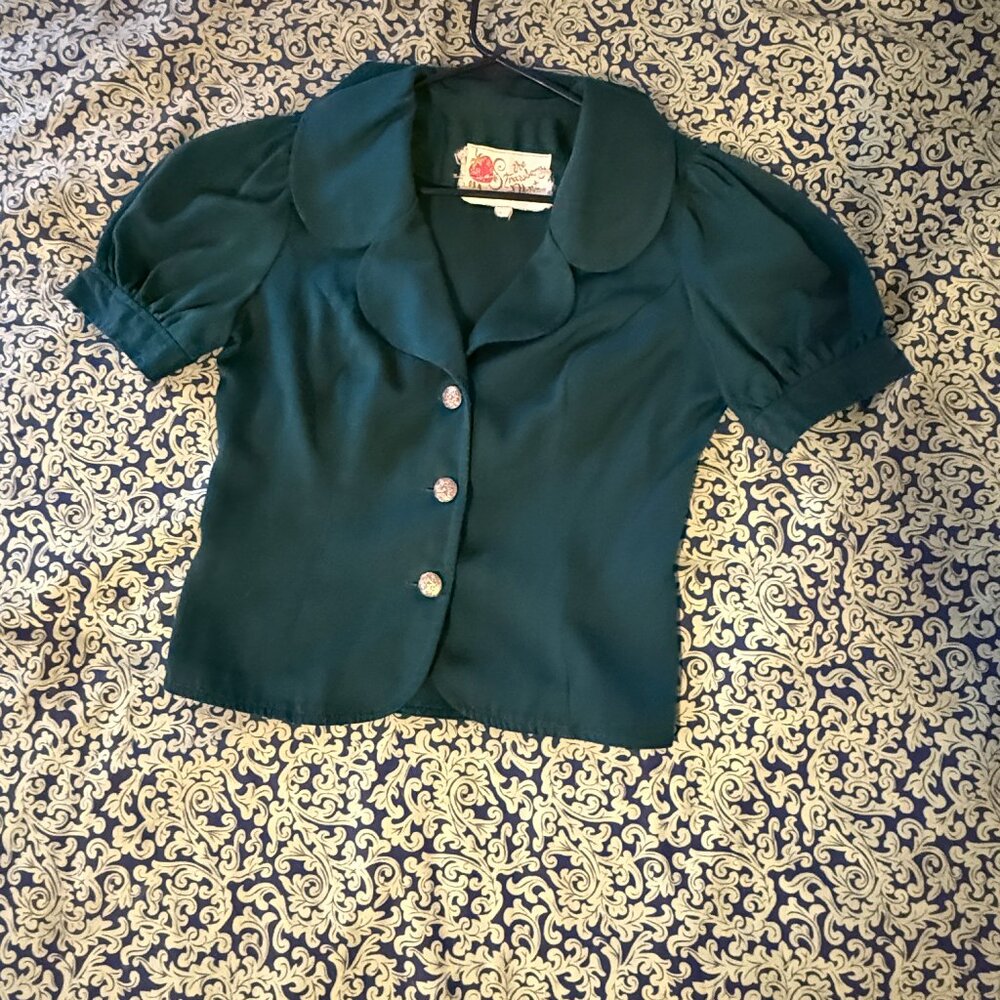 Strawberry Plant puff sleeve shirt